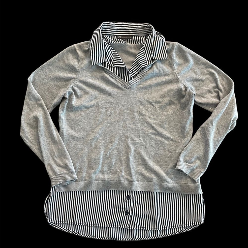 Ladies Adrianna Papell top size M